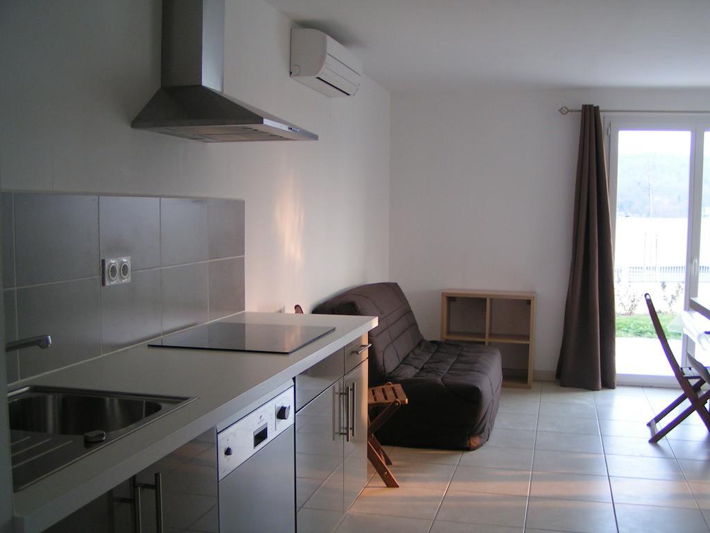 Aux Couleurs D'Ardeche Apartment Vallon-Pont-d'Arc Room photo